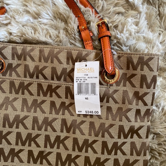 NWT MK Michael Kors BG/EB/TANG ITEM MD TOTE MK SIGNATURE - Picture 2 of 5